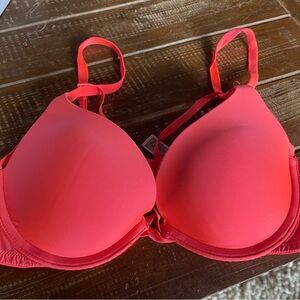 Victoria’s Secret Push-Up Bra 32C